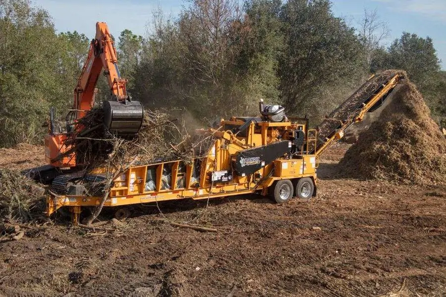 Máy nghiền gỗ/cành cây Bandit 2460XP The Beast