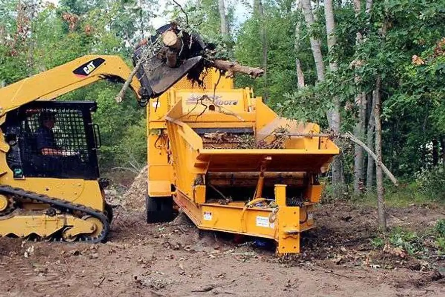 Máy nghiền gỗ/cành cây Bandit 1680XP The Beast