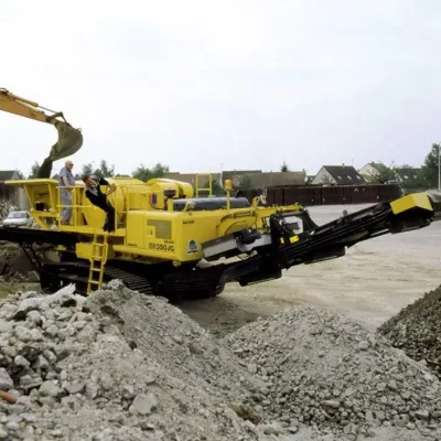 Komatsu BR350JG-1 – Máy nghiền hàm