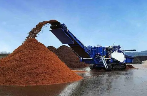 Máy nghiền gỗ/cành cây Peterson 6710B