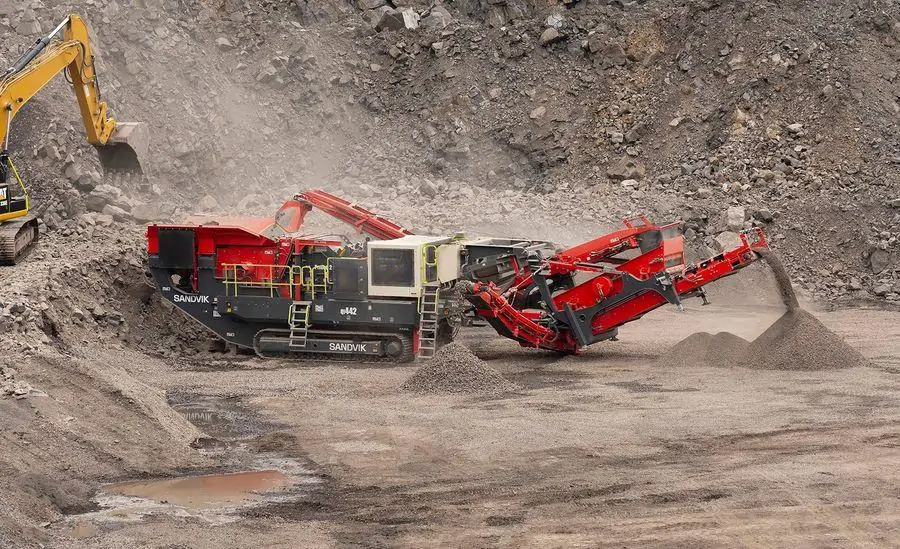 Trạm nghiền di động Sandvik QI442