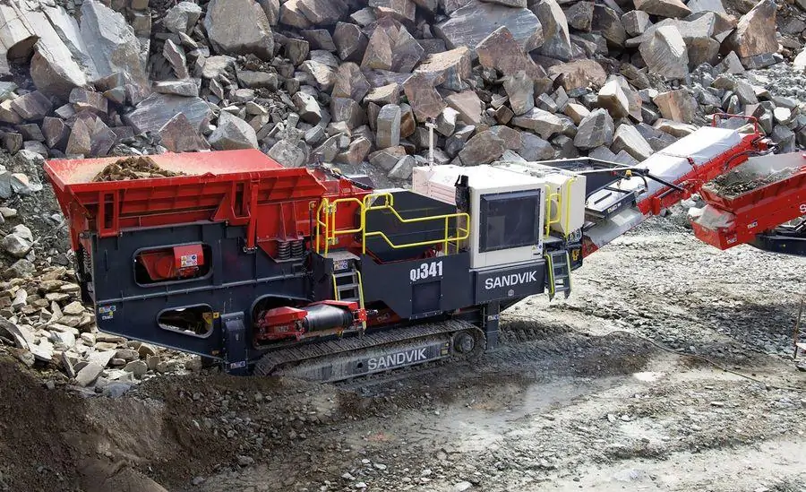 Trạm nghiền di động Sandvik QJ341